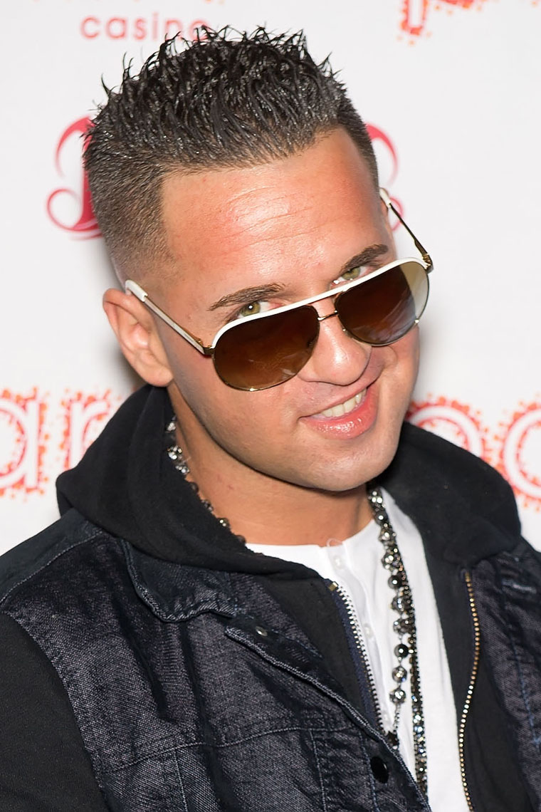 The Situation Kicked Out of A Vegas Apple Store and Called a D-bag on Twitter