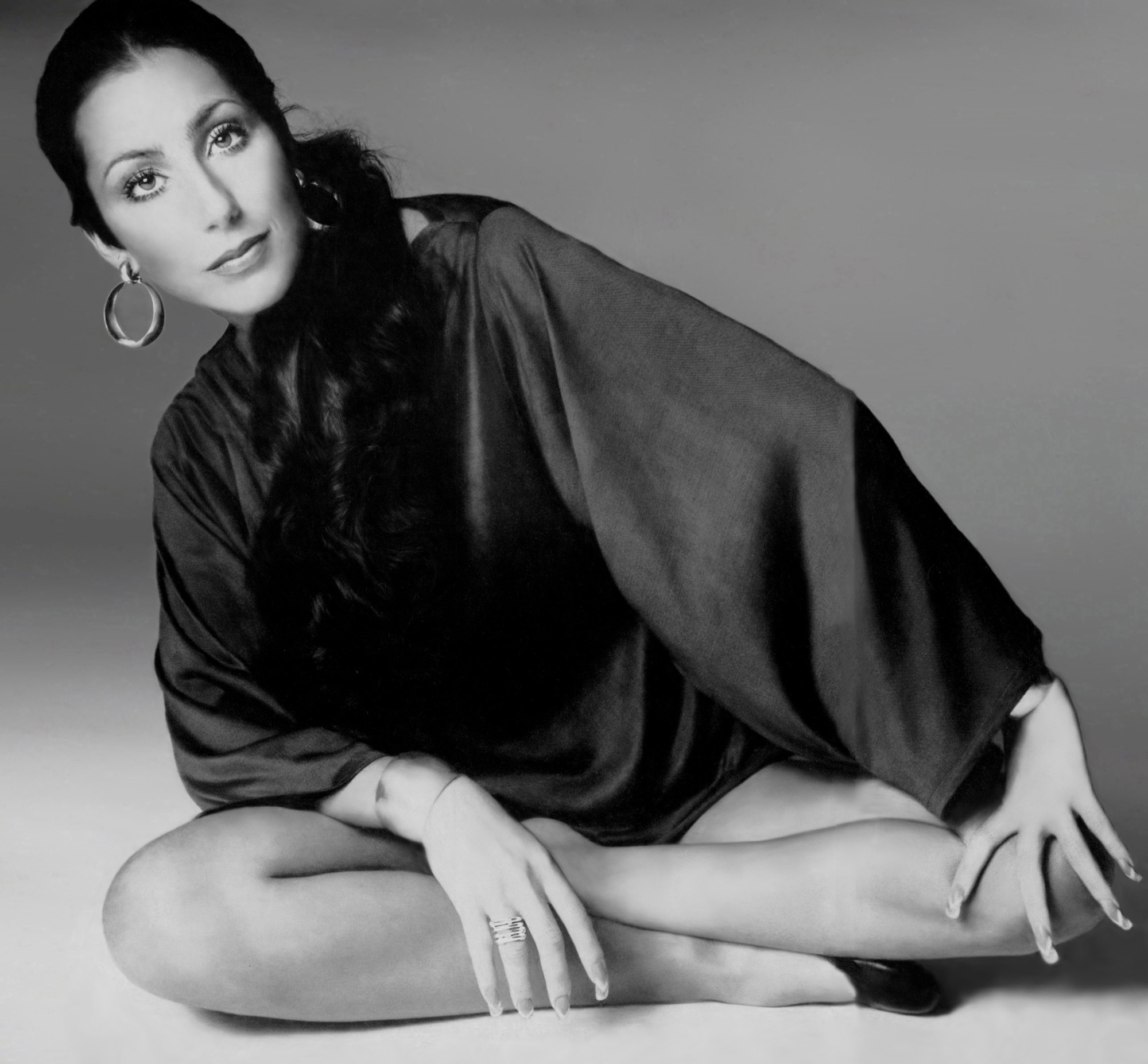 Celeb Photos: Cher – Vogue 1974