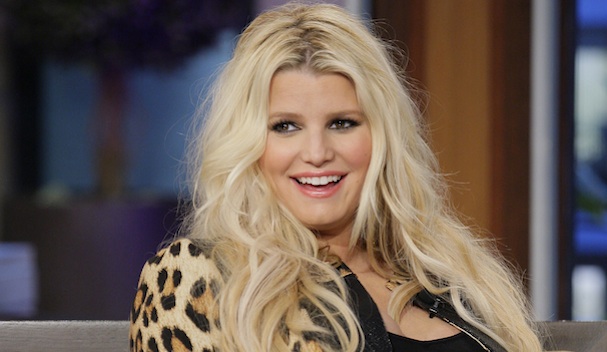 Jessica Simpson Strikes an $800K Deal with People for her Baby’s Pictures