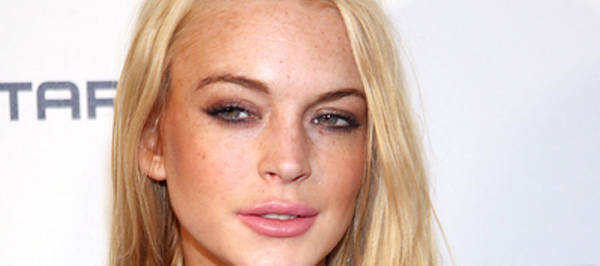 Lindsay Lohan Rushed to the Hospital with a Lung Infection.