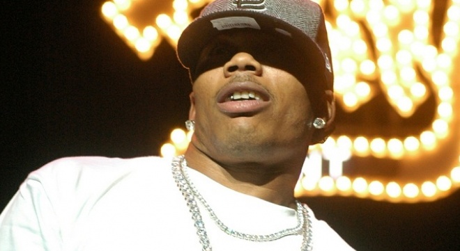 A Search of Nelly’s Tour Bus Uncovers 36 bags of Heroin, 10 lbs of Weed, and a Gun