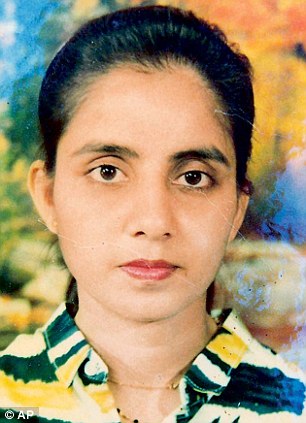 Jacintha Saldanha, Portrait