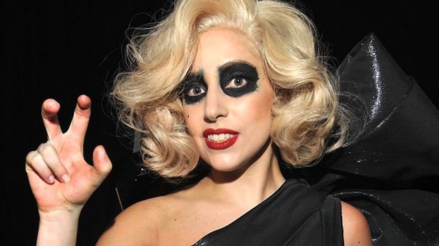 Lady Gaga Cancels Three Shows, She has been Diagnosed with Synovitis