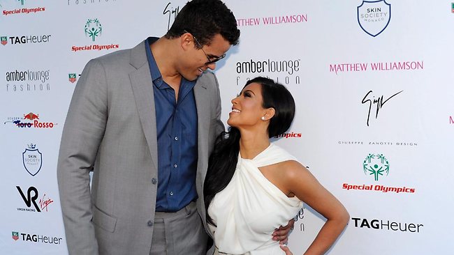 Kim Kardashian Swears in Court that She loved Humph’.  Really Tho?
