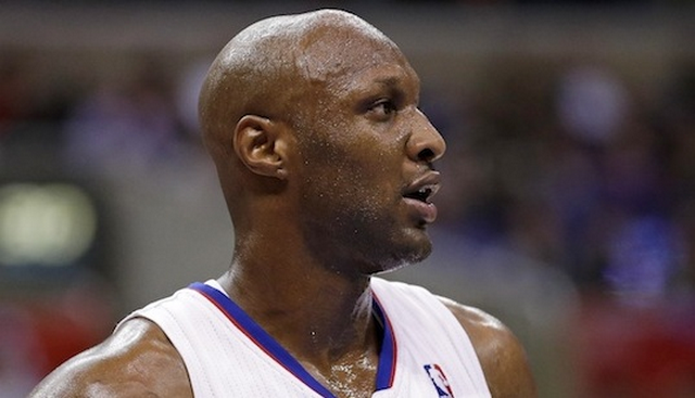 Lamar Odom Takes Marriage Troubles Out On Paparazzi? (VIDEO)