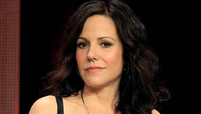 Mary-Louise Parker Might Quit Acting Over Internet Bullies