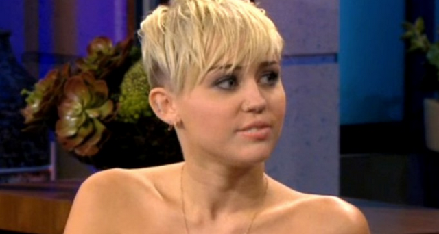 Miley Cyrus Pisses Off Chris Brown Fans