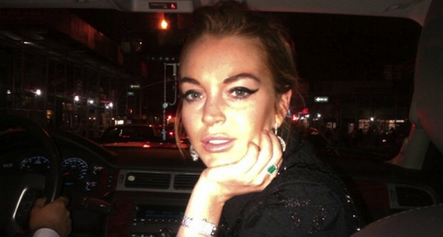 Lindsay Lohan Looking Good In Swimsuit Picture
