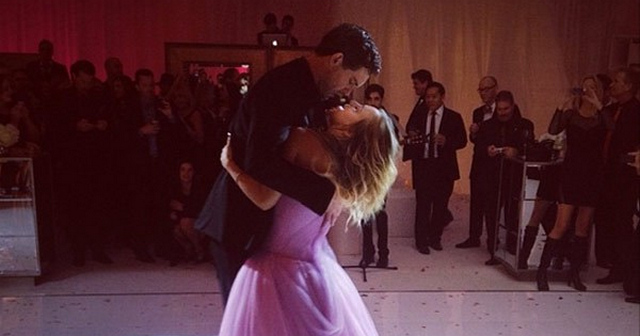 Actress Kaley Cuoco Marries Ryan Sweeting On New Year’s Eve