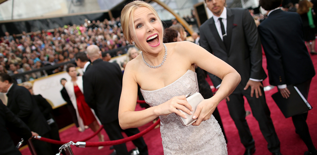 Kristen Bell Opens Up About Scary Paparazzi Encounter