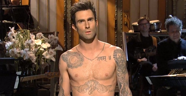 What The Heck Did Adam Levine Do To His Hair? (PHOTOS)