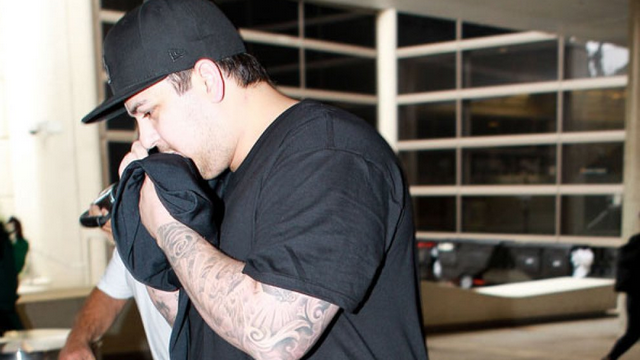 Rob Kardashian Suffers Meltdown At Sister’s Wedding, Vows To Workout Every Day!
