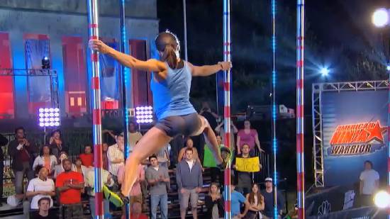 Watch Kacy Catanzaro, The first Woman Ever to Complete an American Ninja’s Final (video)