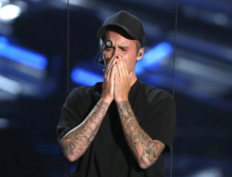 Why Was Justin Bieber Crying At The VMAs? We Have Some Answers For You!