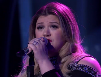 Kelly Clarkson’s Return To The ‘American Idol’ Stage Had Everyone In Tears, Watch Her Emotional Performance (VIDEO)