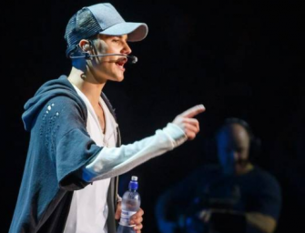 Justin Bieber Snaps Back At His Obnoxious Fans For Constantly Screaming During Concert (VIDEO)