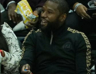 Floyd Mayweather Refuses To Take Photo With Dude Because His Nails Were Painted