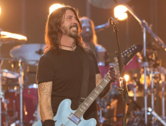 Good Guy Dave Grohl Spends All Night Smoking Meats To Feed Over 400 People In Need