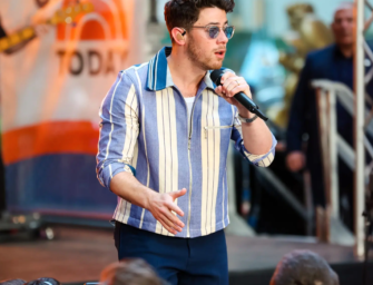 Nick Jonas Admits This Terrible Guitar Solo At The ACM Awards Made Him Go To Therapy