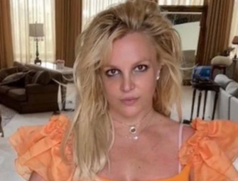 Britney Spears Gets Weird Again On Instagram, Posts Bizarre Naked Message From Bed