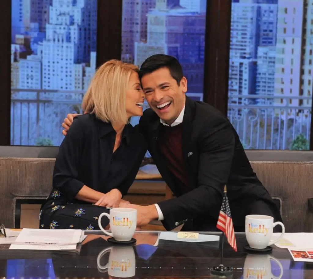 Kelly Ripa’s Nutritionist Breaks Down Her Full Day Of Eating, And It’s Really Bland!