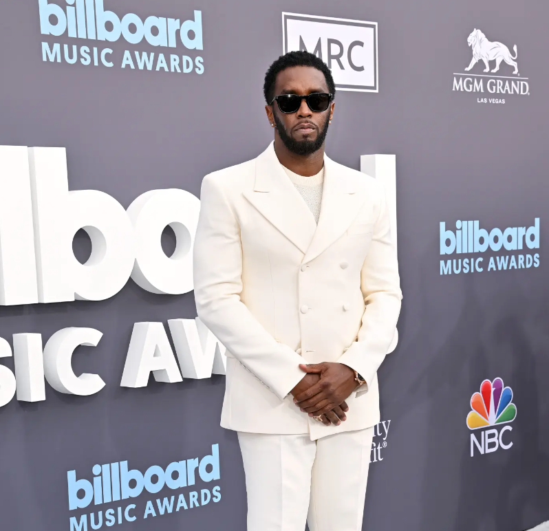 Diddy’s Alleged “Drug Mule” Was Arrested Minutes After Private Jet Landed, But Diddy Is Still A Free Man