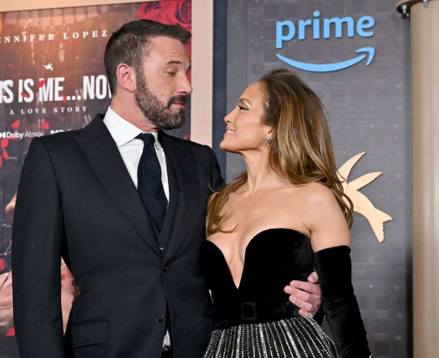 Insider Claims Jennifer Lopez And Ben Affleck Have Been Separated For Months